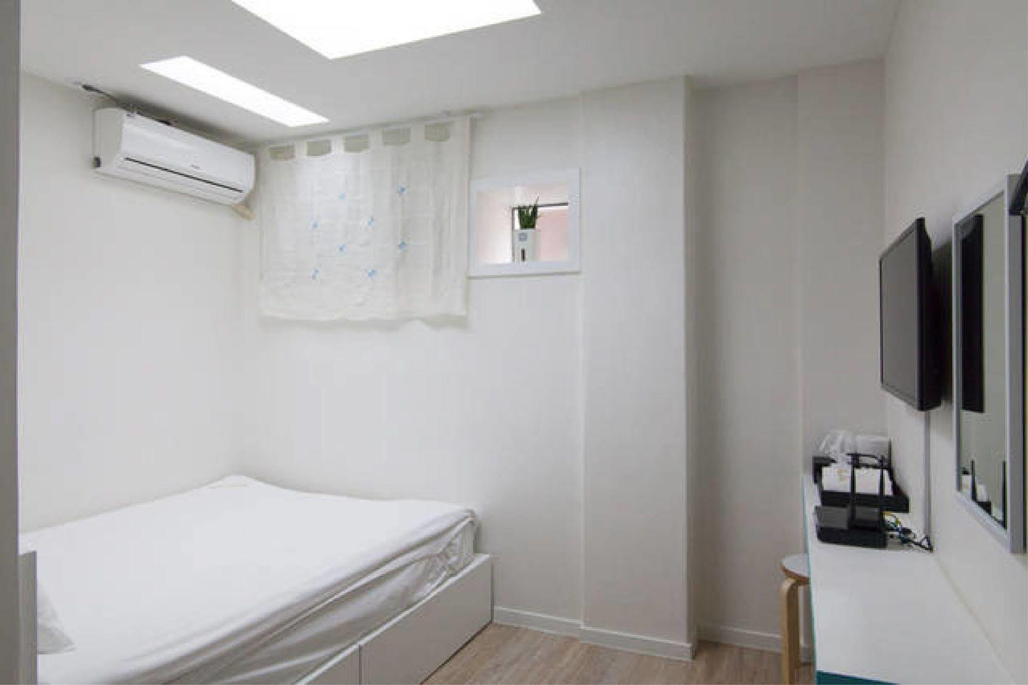 Starhostel Dongdaemun Suite Seul Exterior foto